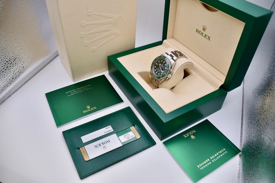 Rolex Submariner Hulk Image 7